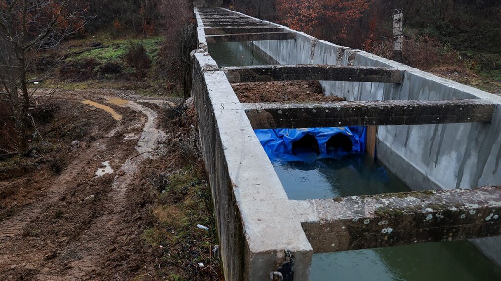 Ülkenin ‘atar damarına’ düzenlenen saldırı, ülkeyi kararttı