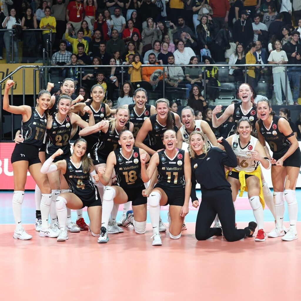 VakıfBank, F.Bahçe’yi beş sette geçti!