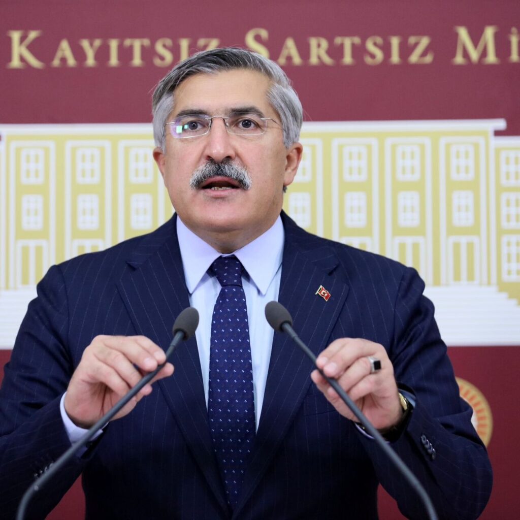 Yayman: ‘Bahis’i kapatmak sansür değil