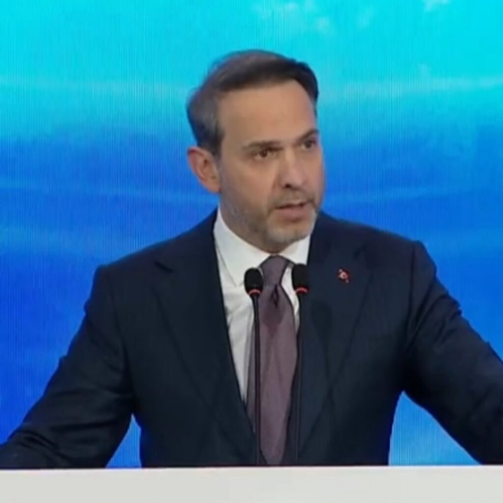 "Enerjide merkez ülke konumumuz güçleniyor"