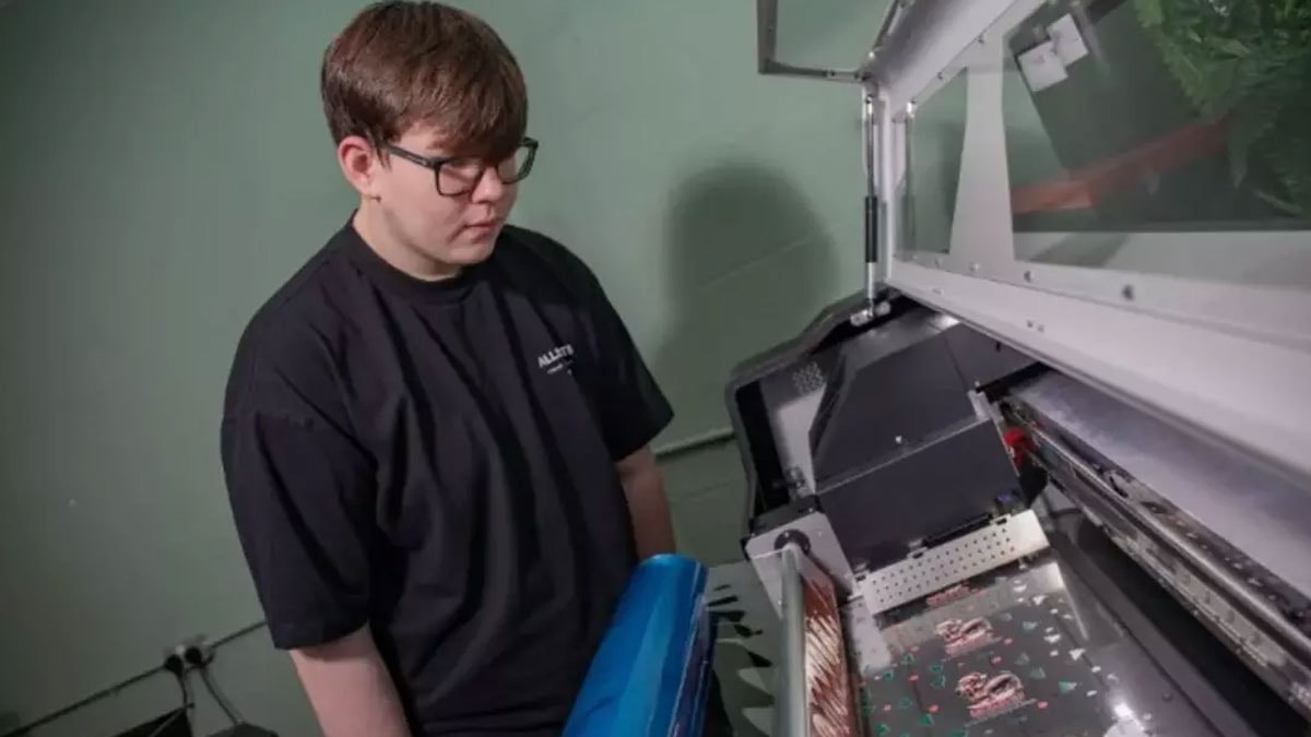 17 yaşında ayda 20 bin dolar kazanıyor: Siparişlere yetişemiyorum