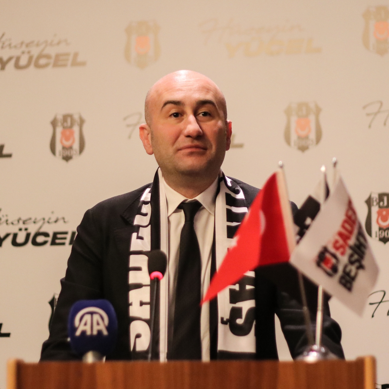 Hüseyin Yücel’den Arat ve Arda Turan sözleri!