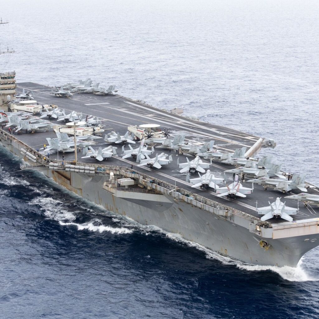 Bir uçak gemisi daha Orta Doğu’da