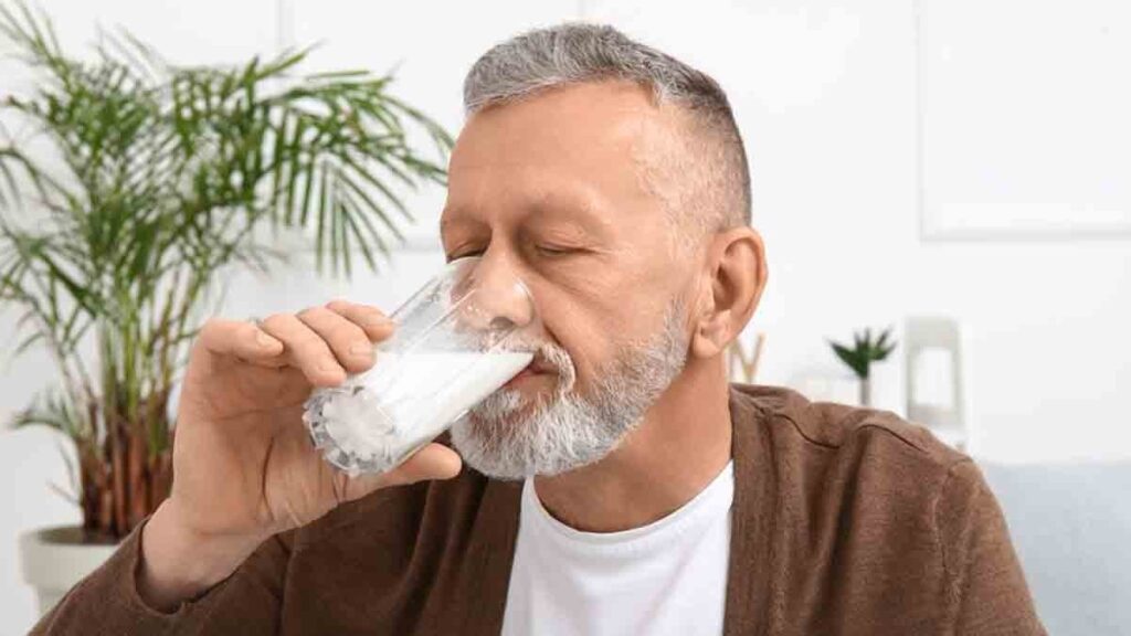 Bu 3 şeyi süte karıştırmayın, aksi takdirde mideniz acı çeker