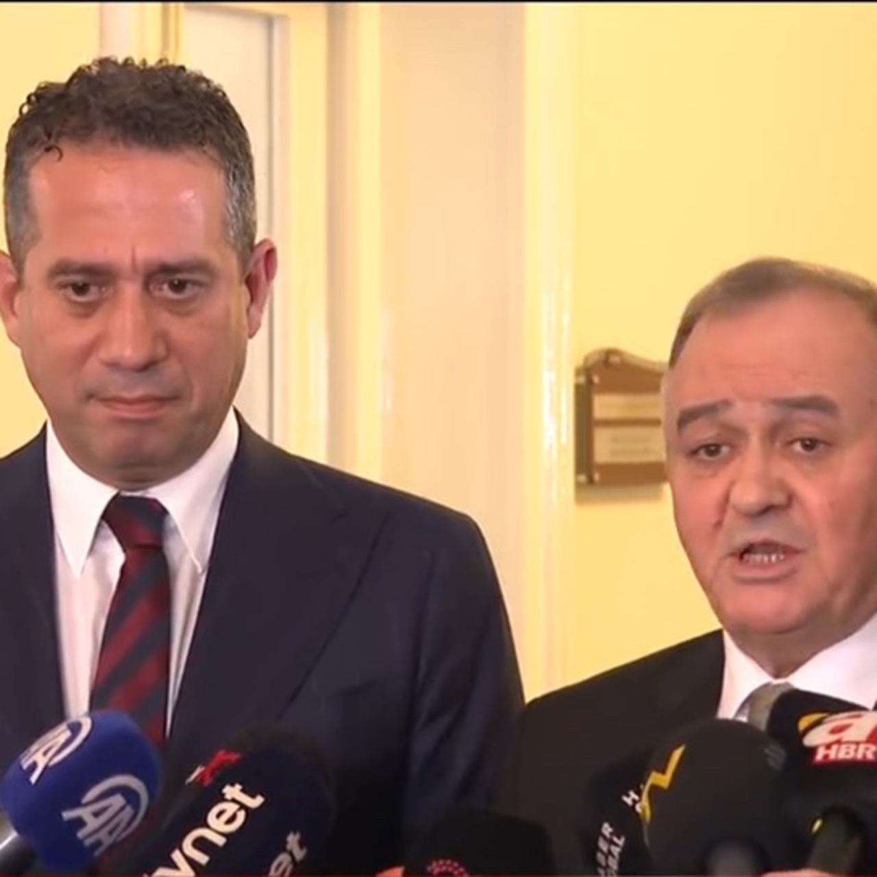 CHP ve MHP’den kayyum görüşmesi