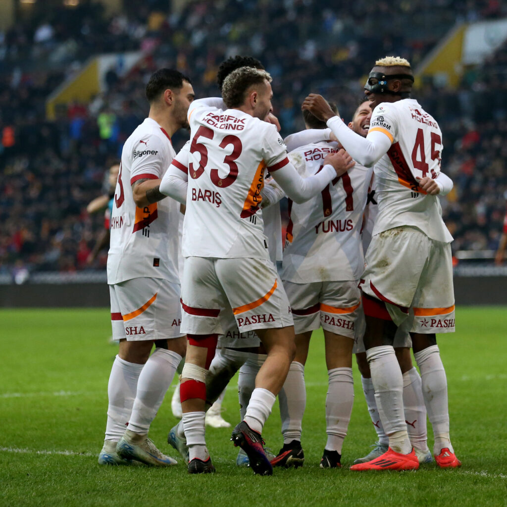Cimbom’dan Kayseri’de gövde gösterisi!