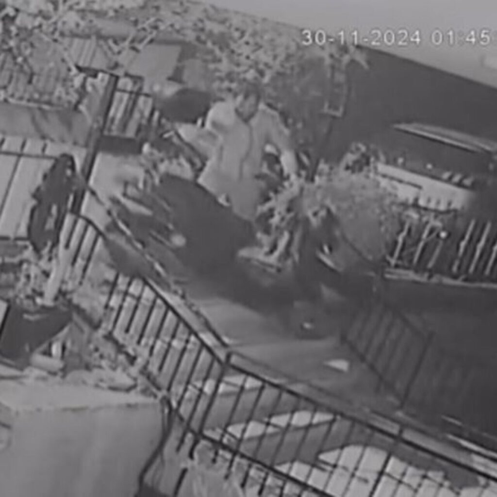 Dedikodu kavgasında tornavidalı saldırı!