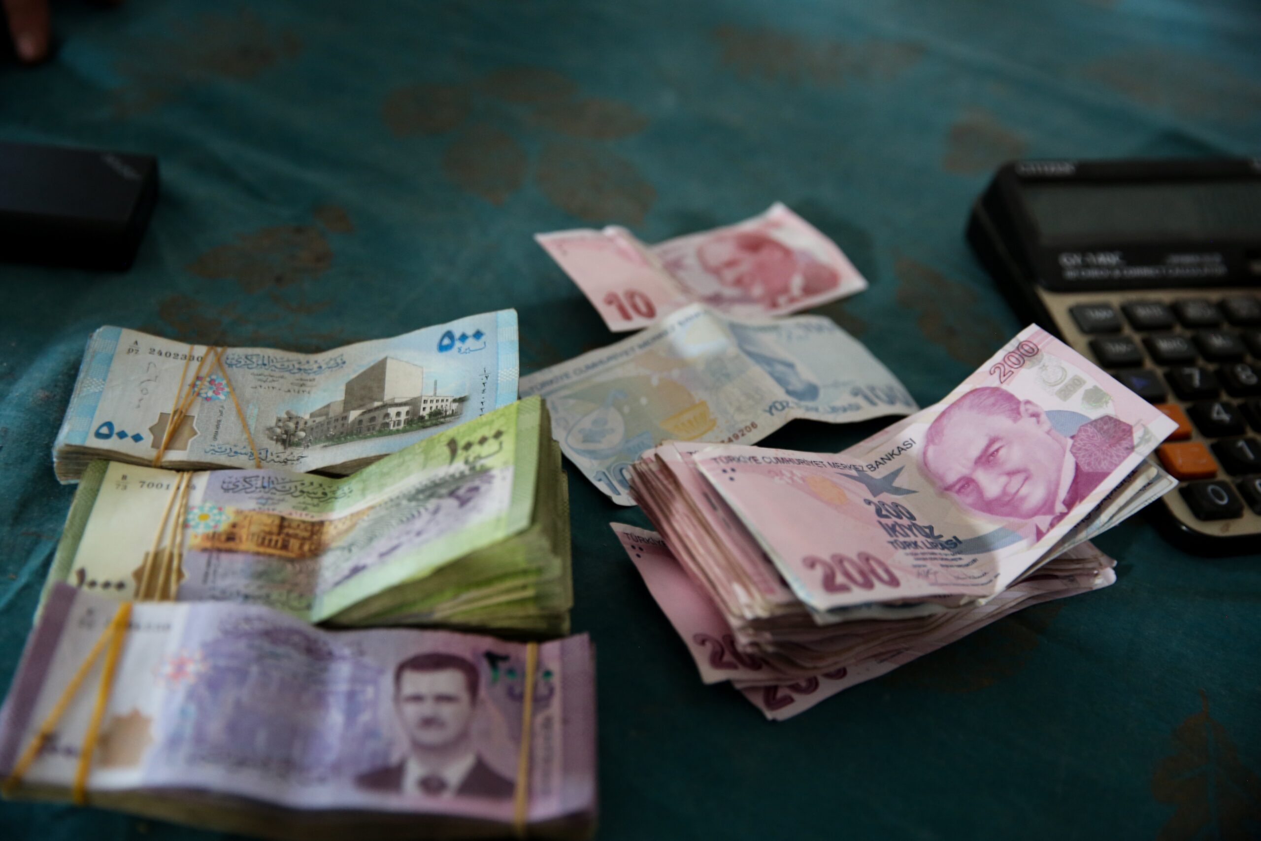 Dövizin yasak olduğu Suriye’de, şimdi TL kullanılıyor