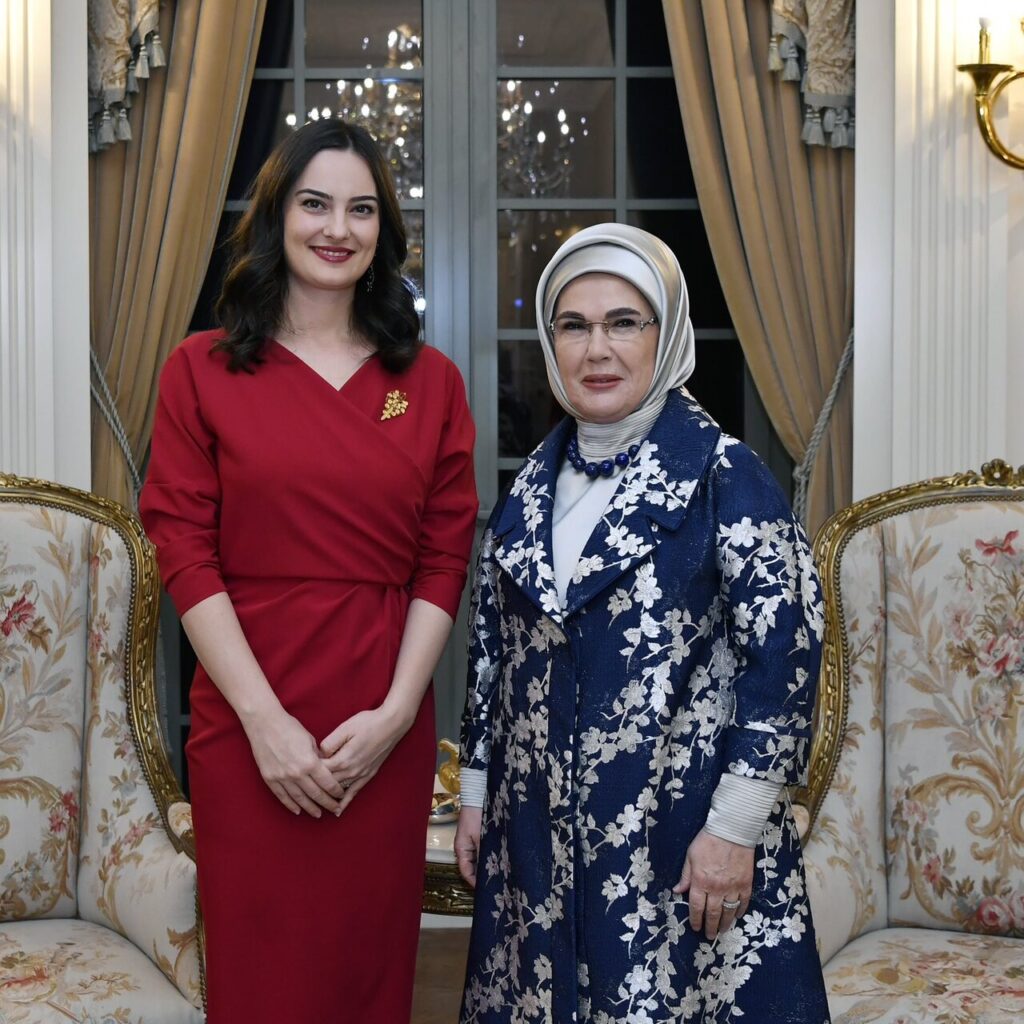 Emine Erdoğan, Karadağ Devlet Başkanı’nın eşi Milatovic ile bir araya geldi