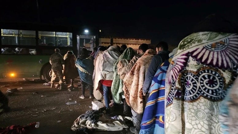 Esad’ın ‘en seçkinleri’ battaniyeyle iade edildi