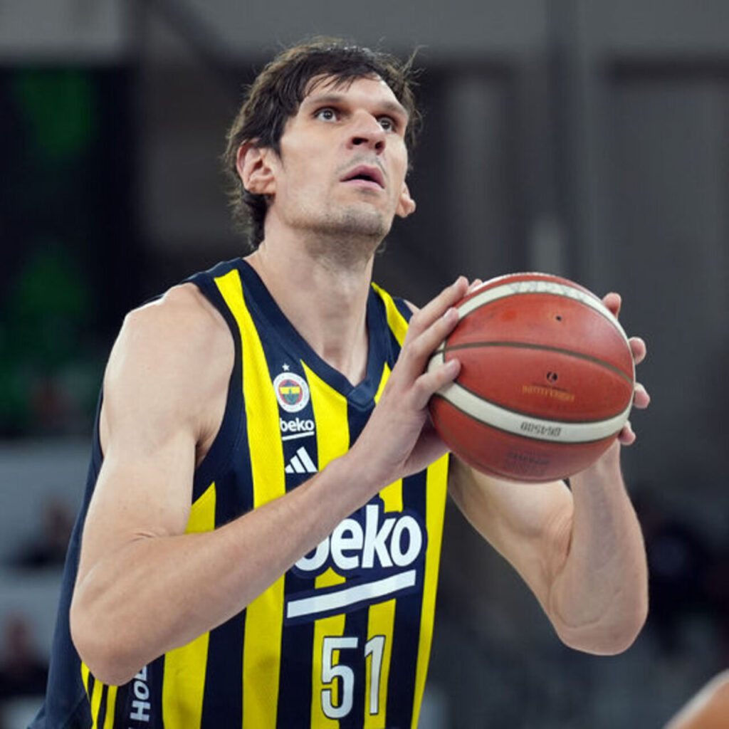 F.Bahçe, Marjanovic ile yollarını ayırdı!