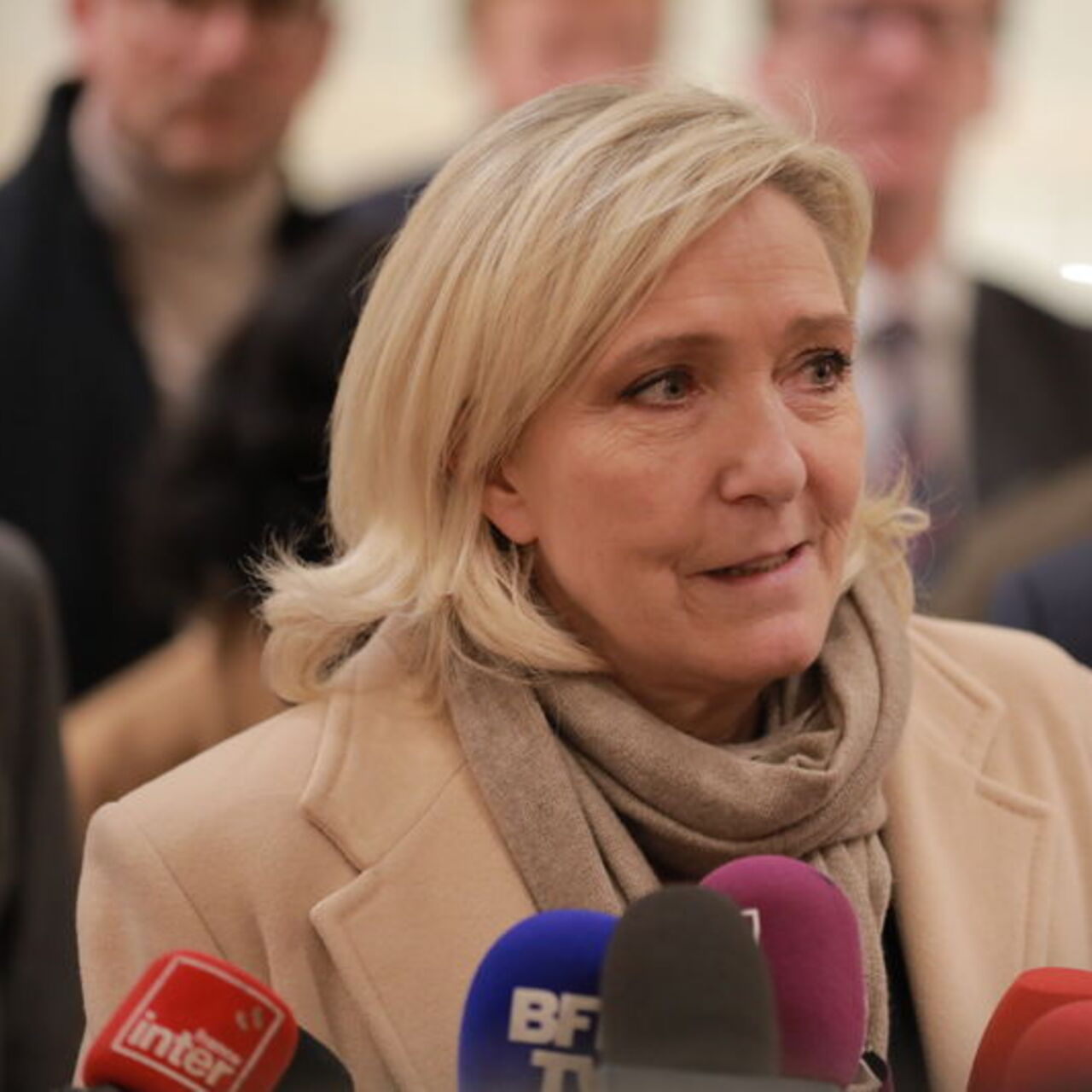 Fransa’da hükûmet zora girdi