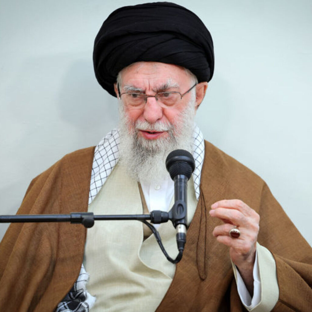 Hamaney’den Suriye ithamı