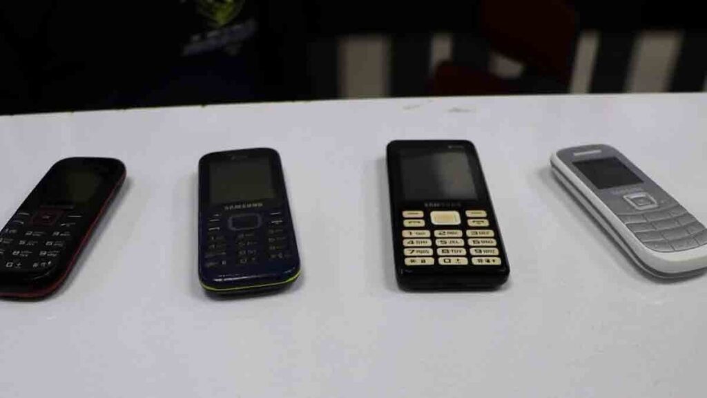 İnternetsiz cep telefonları yeniden popüler oluyor: İşte satışların patladığı ülke