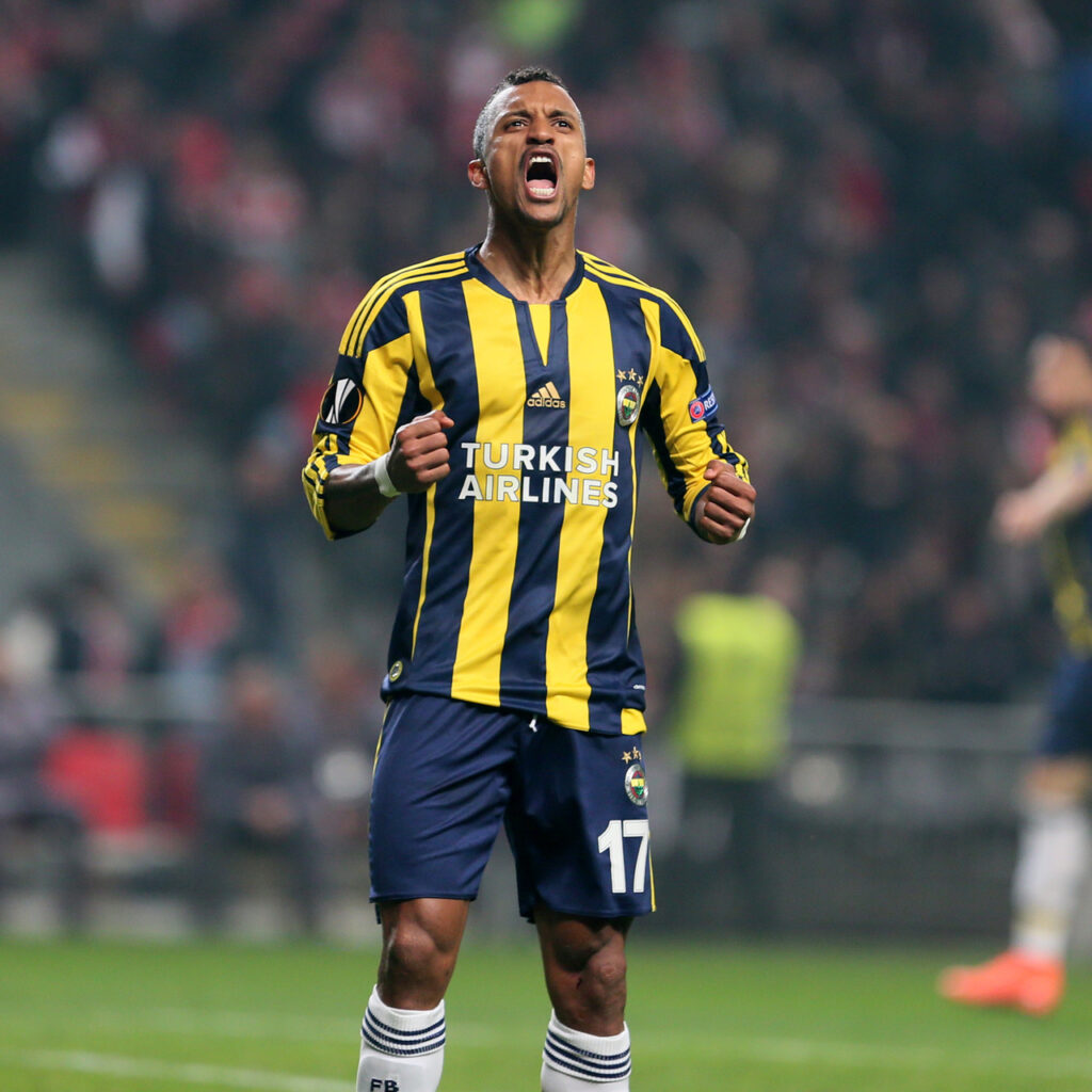Luis Nani futbolu bıraktı!