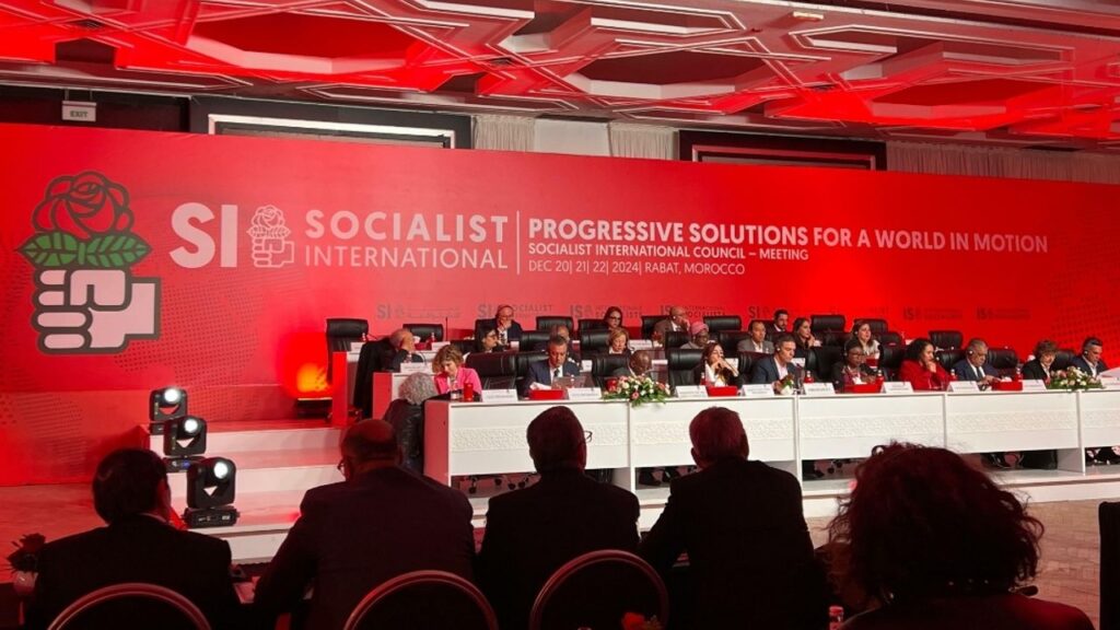 Özgür Özel, Sosyalist Enternasyonal Konsey Toplantısı’na katıldı