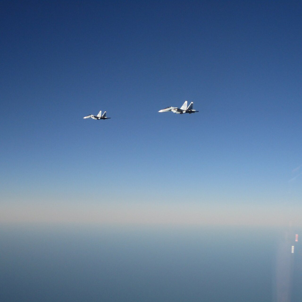 Rus süpersonik bombardıman uçağına önleme