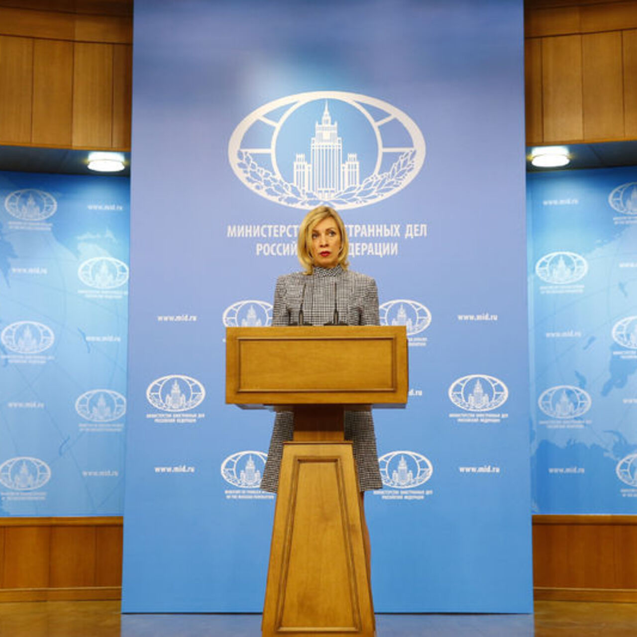 Rusya: Biden’ın yaptığı demokrasi karikatürüdür