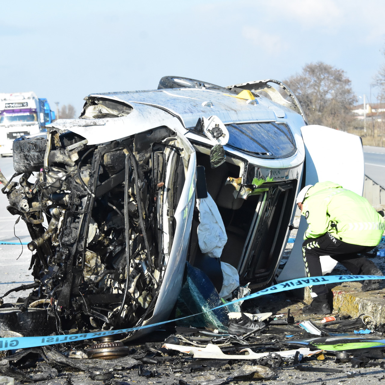 Takla atan araçta 3 can kaybı!