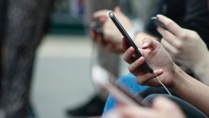 Taksitli telefon alımında limit 20 bin TL’ye çıktı: İşte 12 ay taksitle alınabilecek en iyi akıllı telefonlar