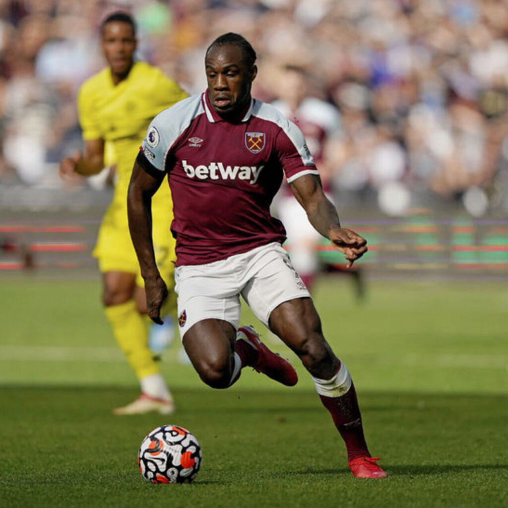 Trafik kazası geçiren Antonio emekli olabilir!