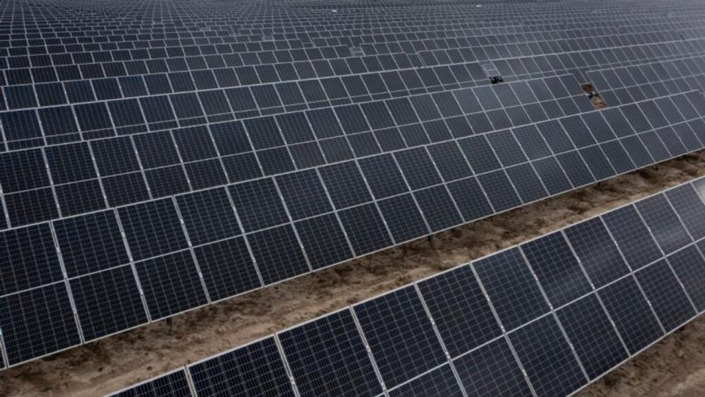 Türkiye, 20 bin megavat güneş enerjisi hedefini gerçekleştiriyor!