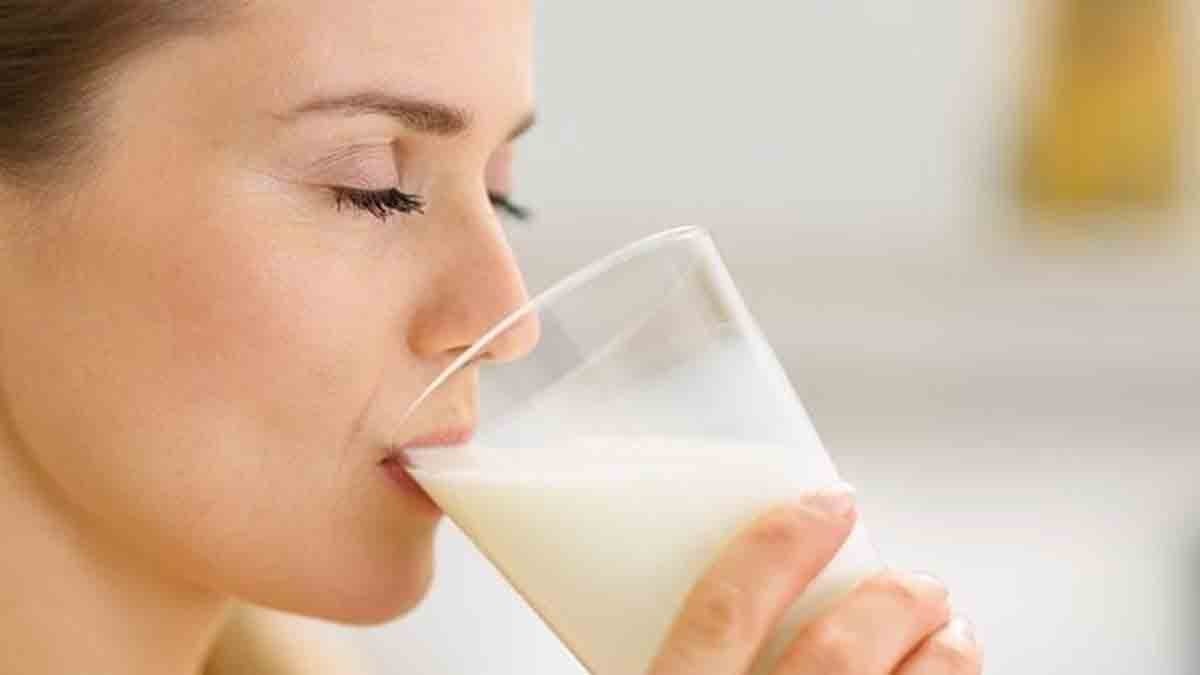 Türkiye’de çoğu kişi sütü böyle içiyor: Bu hata faydalarını sıfırlıyor