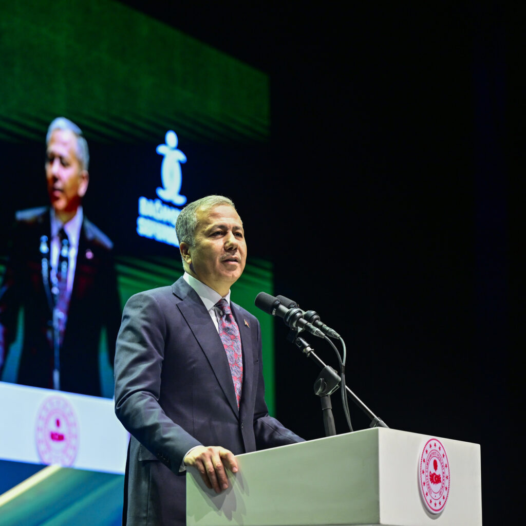 Yerlikaya’dan Halep açıklaması: Büyük bir oranda oraya teveccüh olur