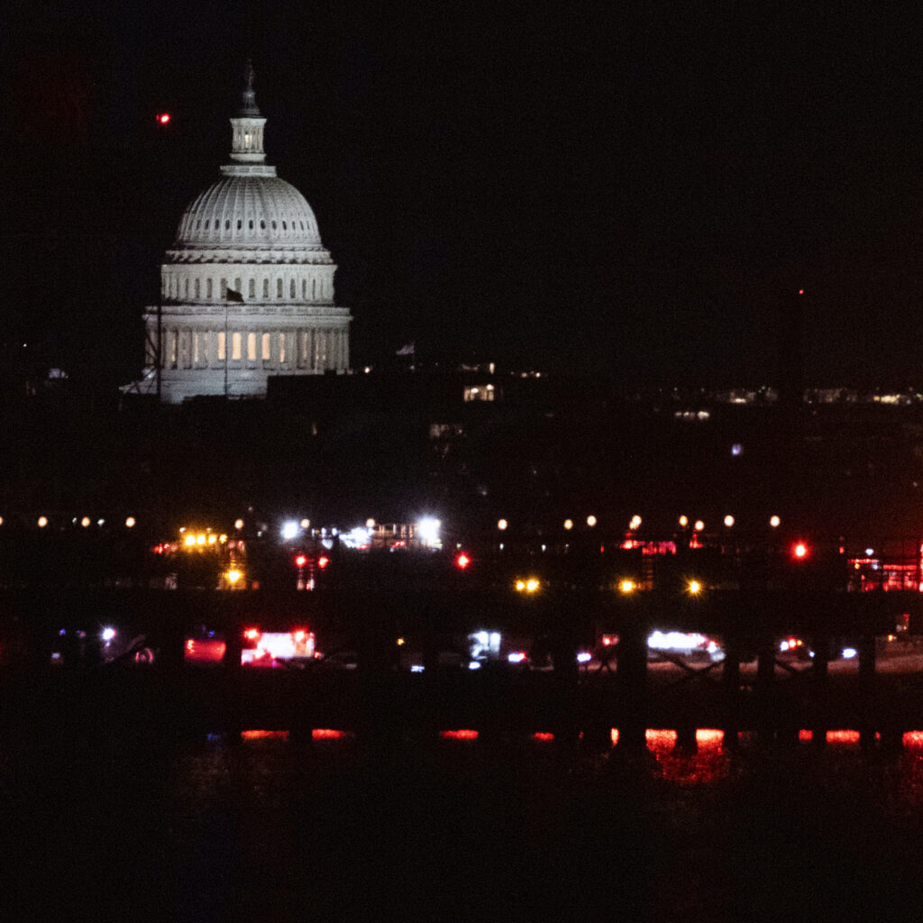 ABD’de uçak ile helikopterin çarpıştığı kazaya dair neler biliniyor?