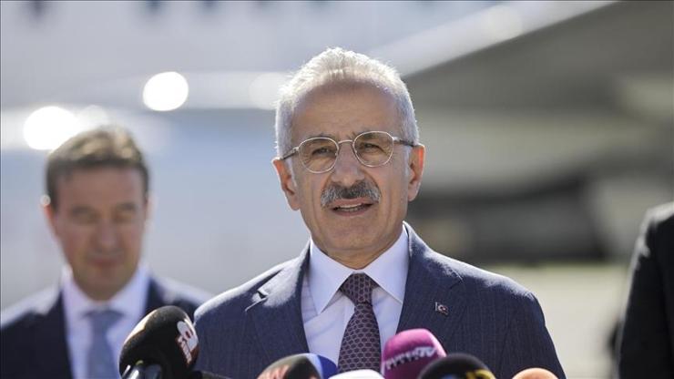 Bakan Uraloğlu güncel rakamı açıkladı! ‘Nüfusun 12 katı araç, otoyolları kullandı’