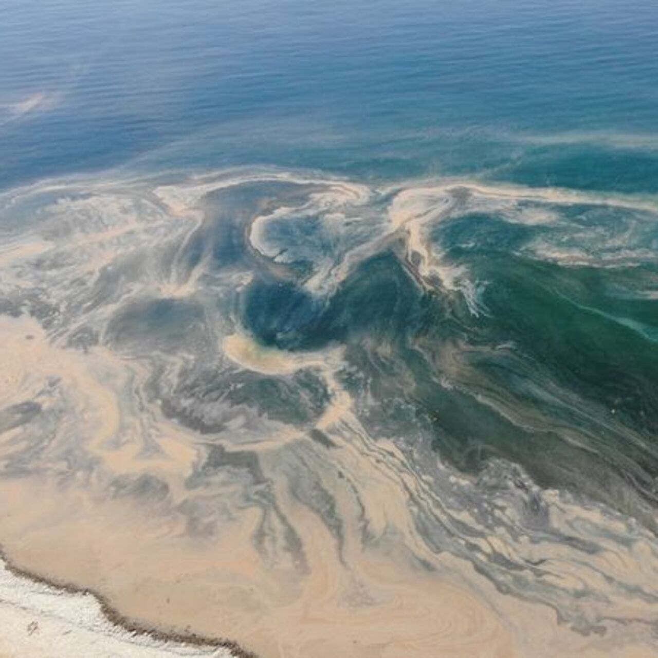 Bakanlıktan iki belediyeye müsilaj cezası
