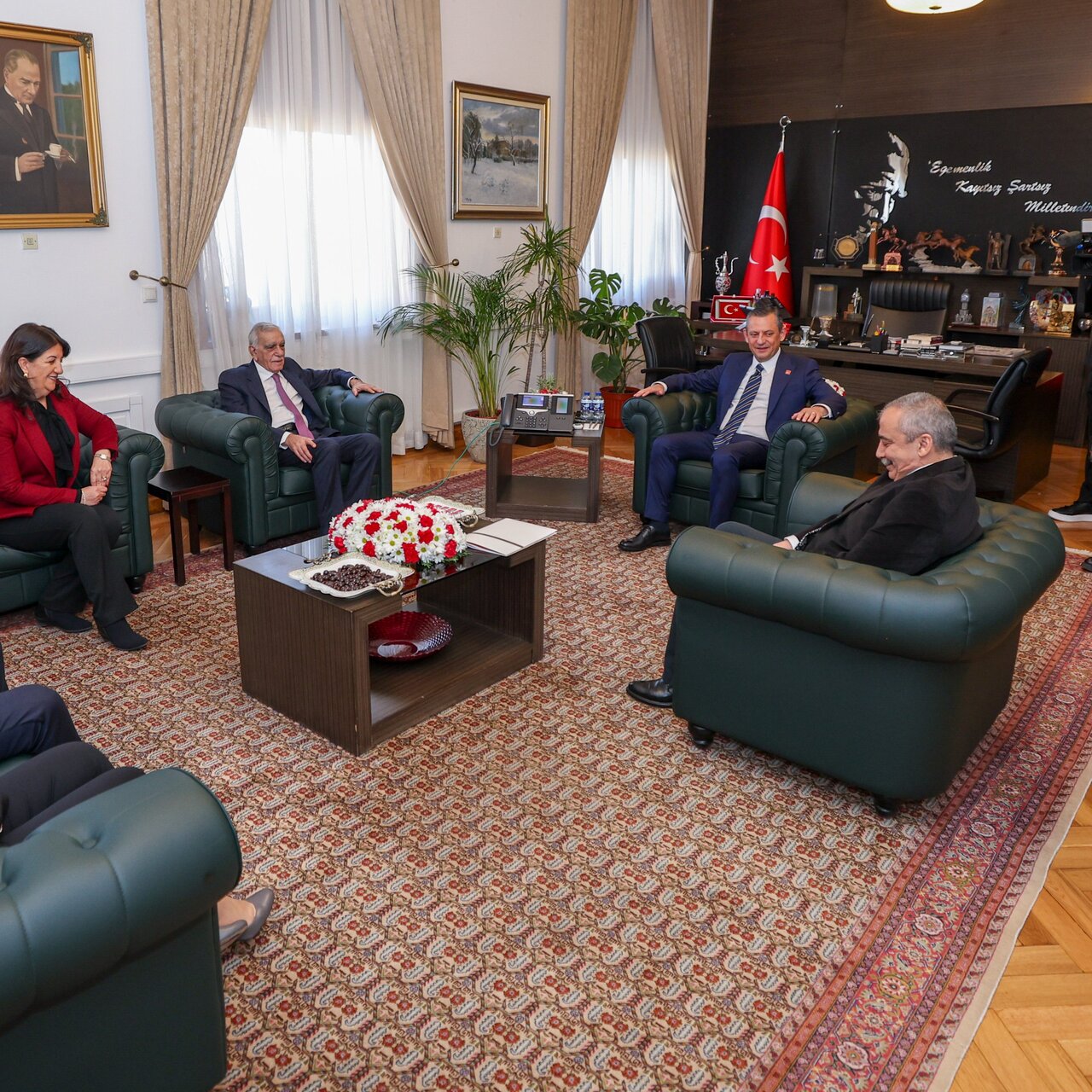 DEM Parti’den CHP’ye ziyaret