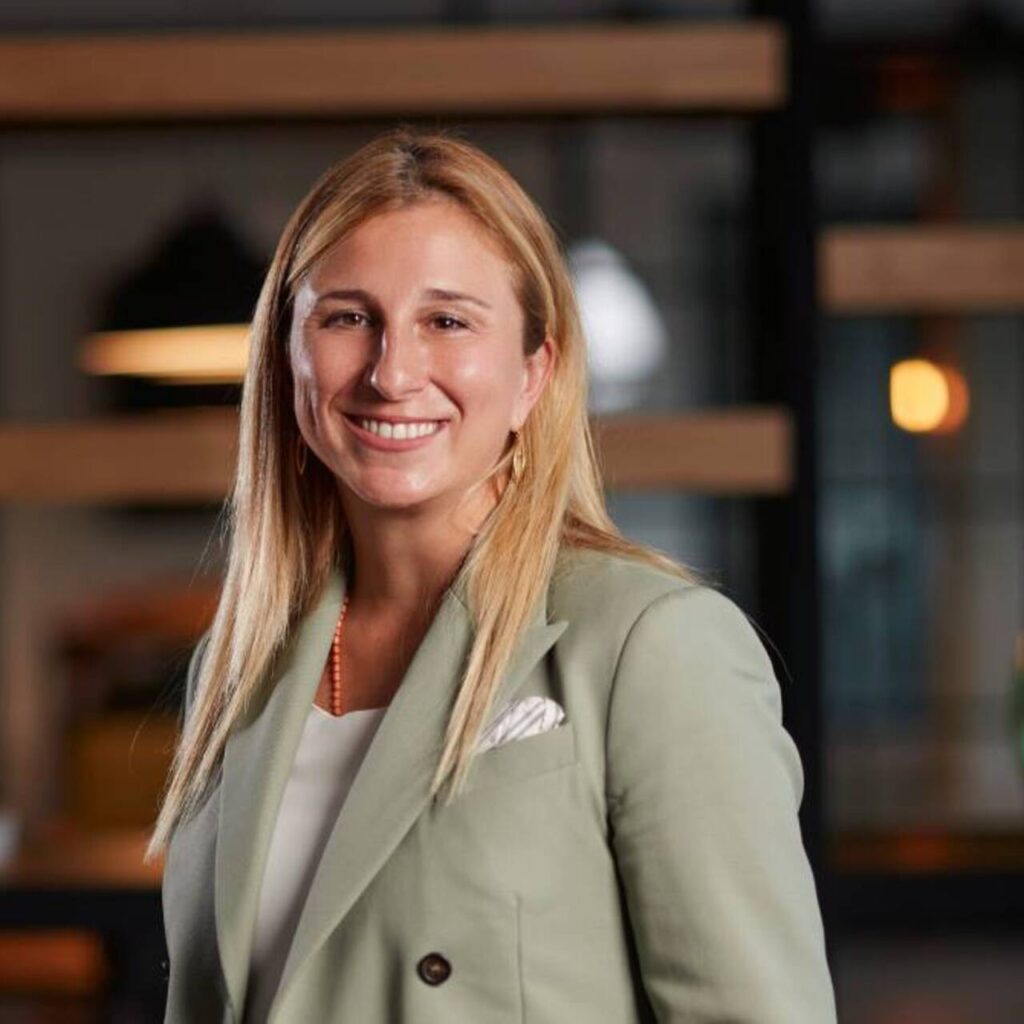 Davos’ta Ebru Özdemir’e kritik görev