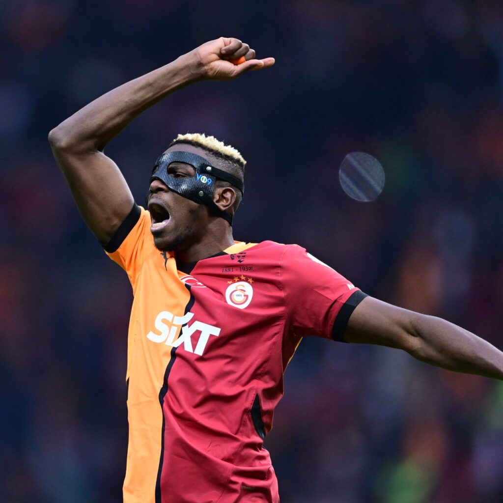 Devlerin Osimhen savaşı