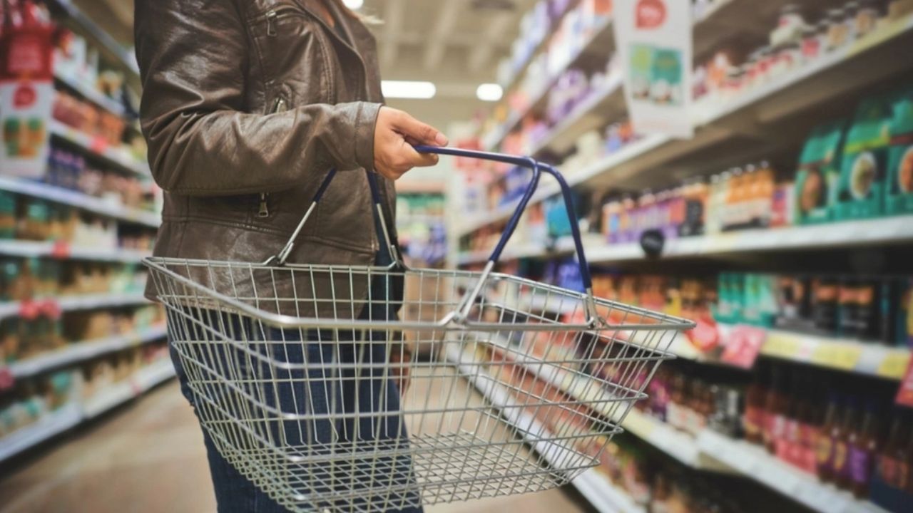 “Enflasyon işçinin, memurun, emeklinin üzerinden silindir gibi geçti”