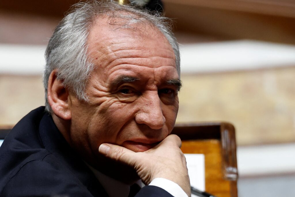 Fransız Başbakan’ından Trump uyarısı: ‘Dik durmazsak, ezileceğiz’