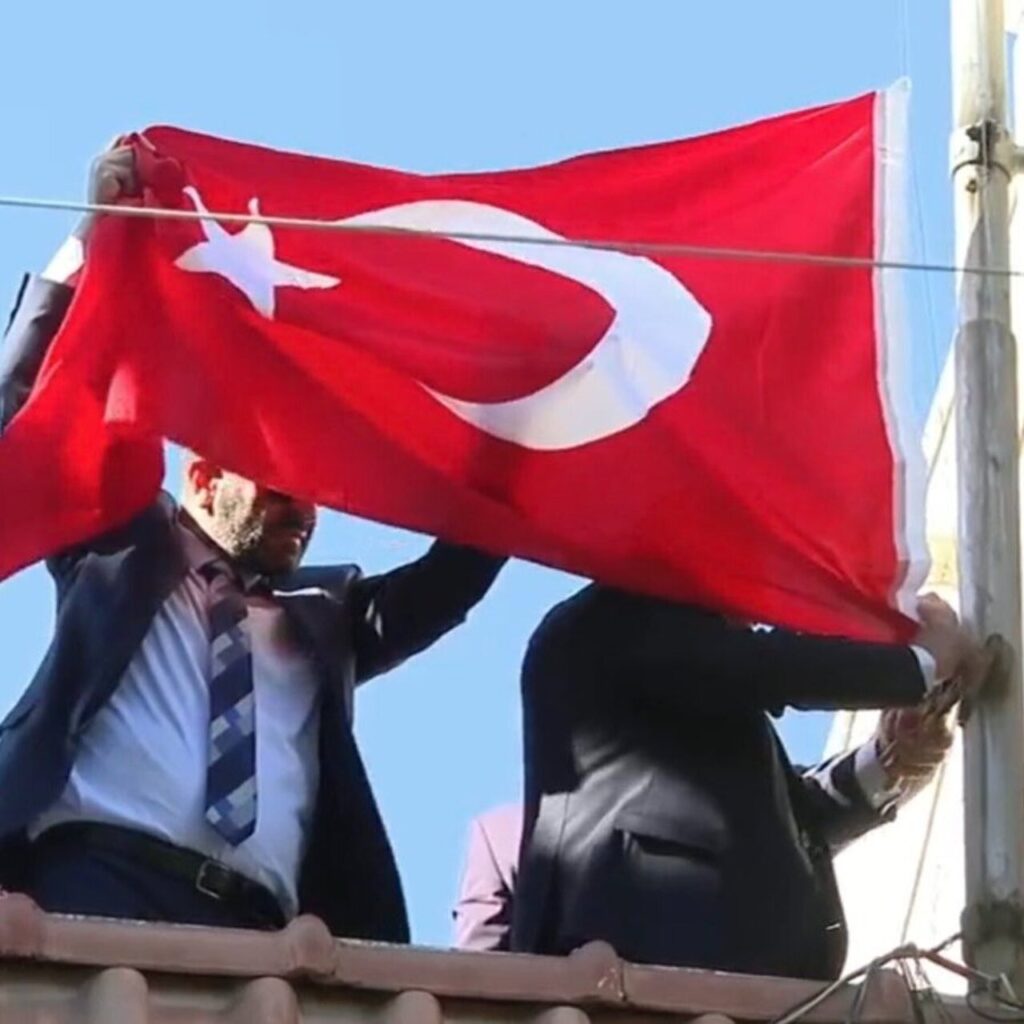 Halep Başkonsolosluğu yeniden açıldı