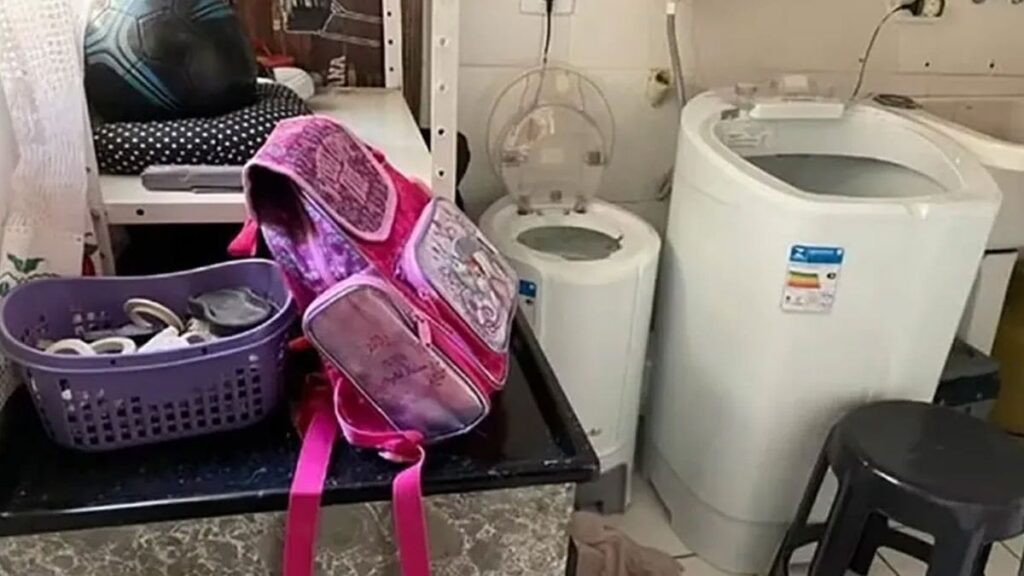 Her şeyi adım adım planlamış: Üvey kızını çamaşır makinesine çekmiş!