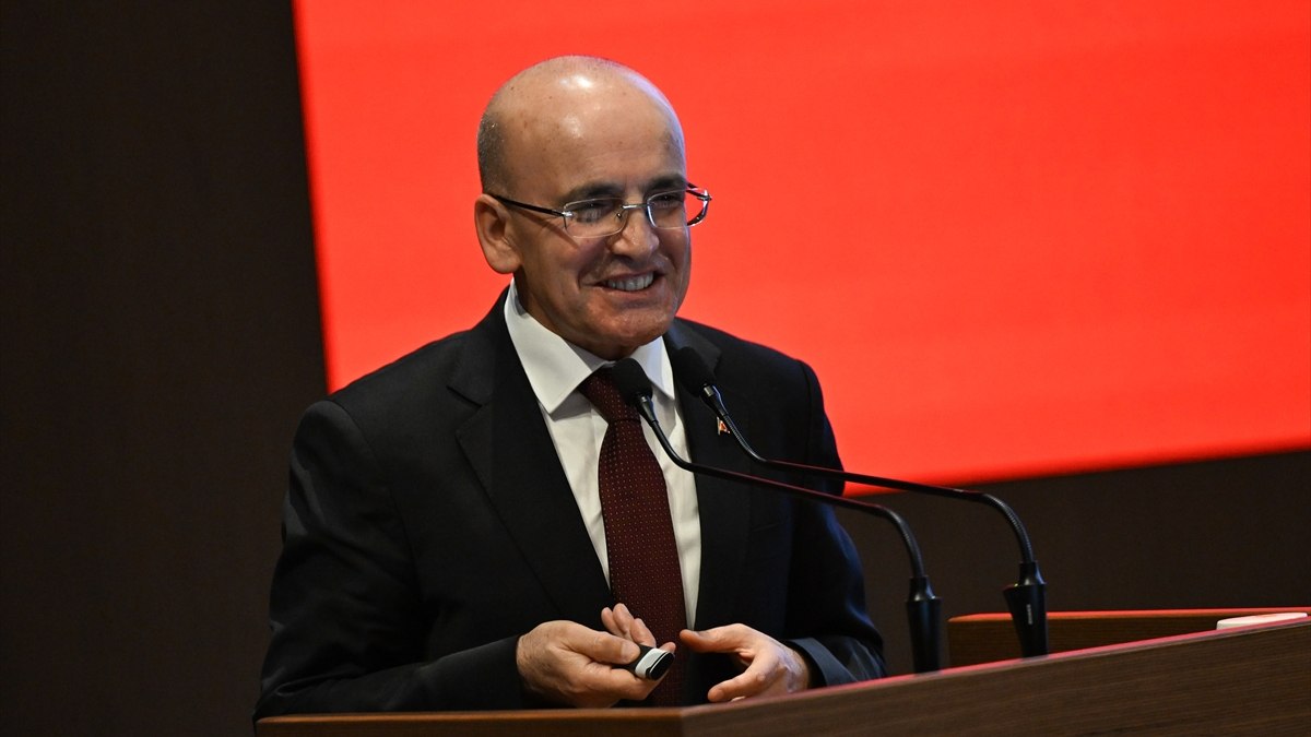 Mehmet Şimşek: Dolar 5 kat arttı biz maaşları 10 kat artırdık