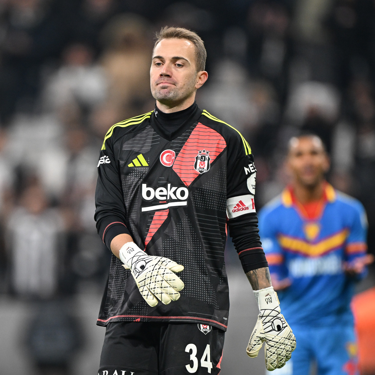 Mert Günok’un sözleşmesi uzatılıyor!