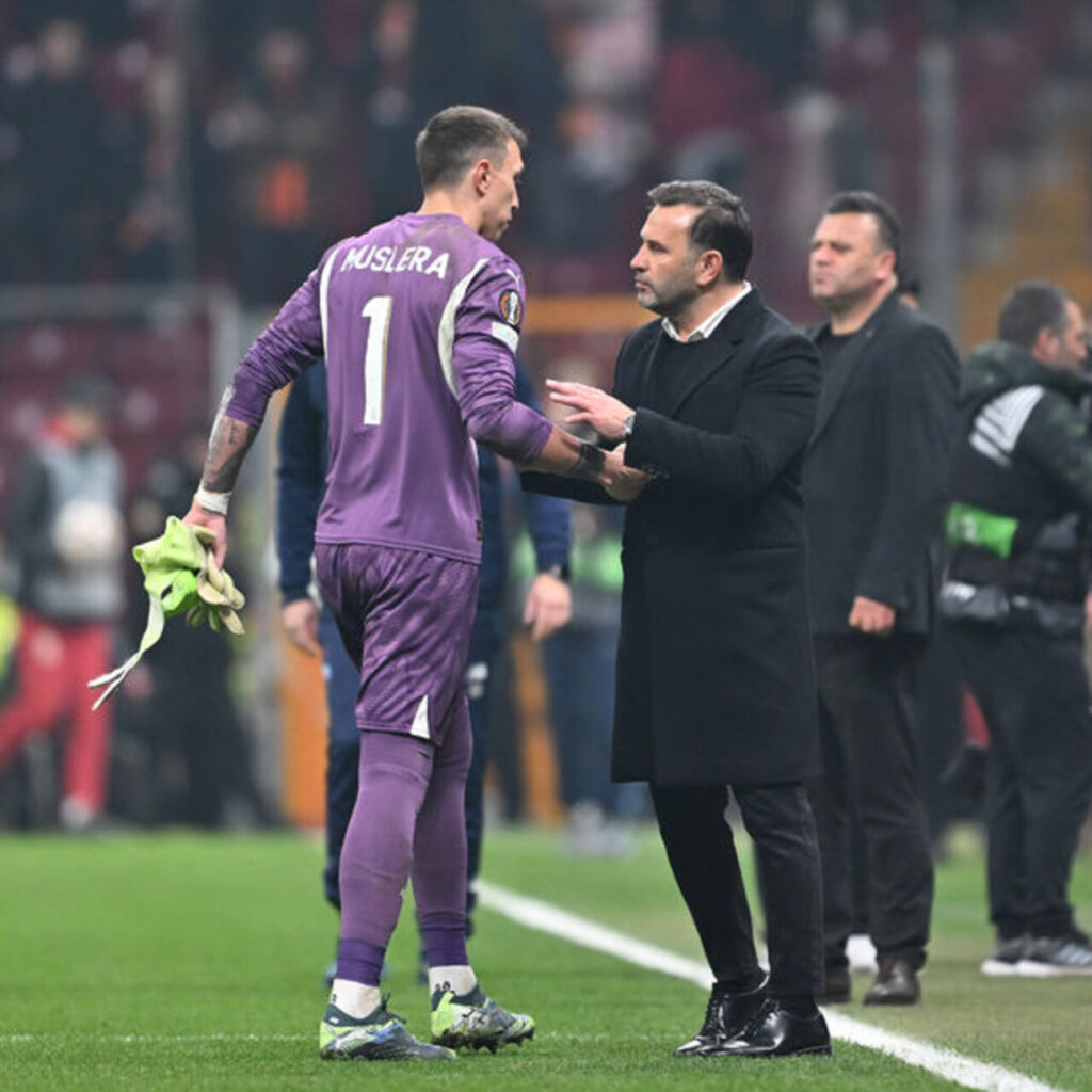 Muslera’ya tam destek!