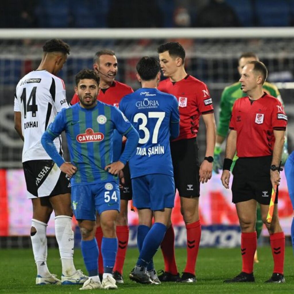 Rizespor – Beşiktaş maçında ofsayt var mı?