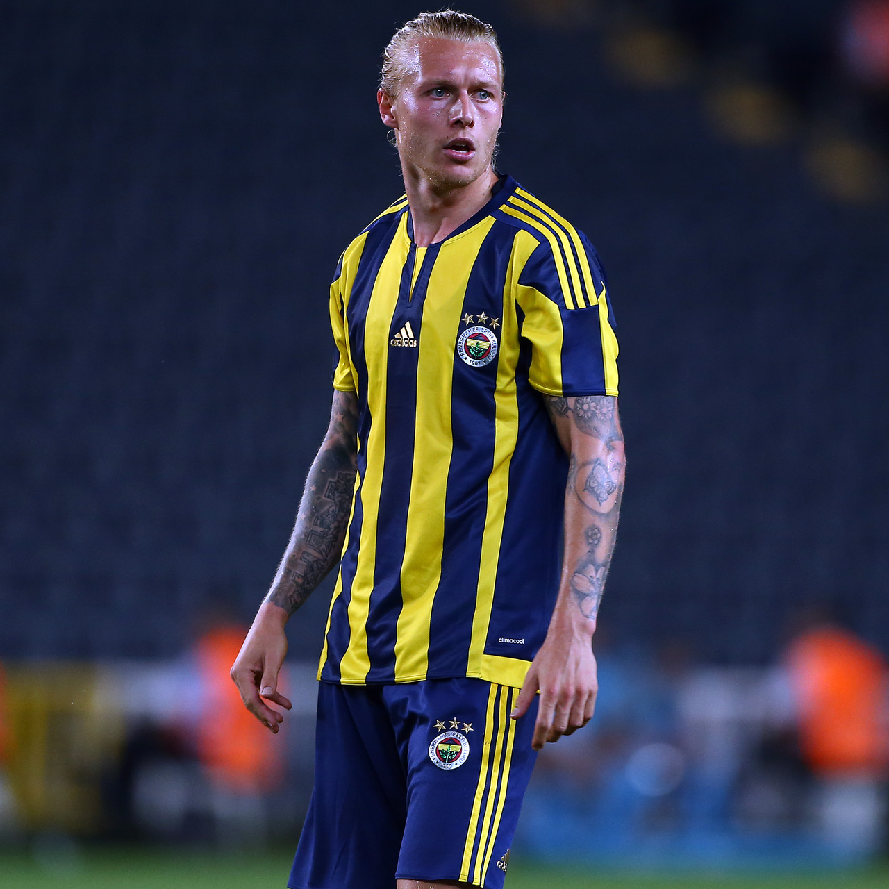 Simon Kjaer’den futbola veda!