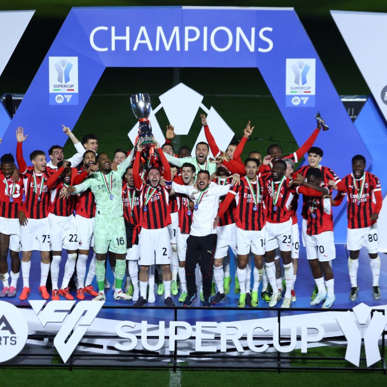 Süper Kupa Milan’ın! Tarihi geri dönüş