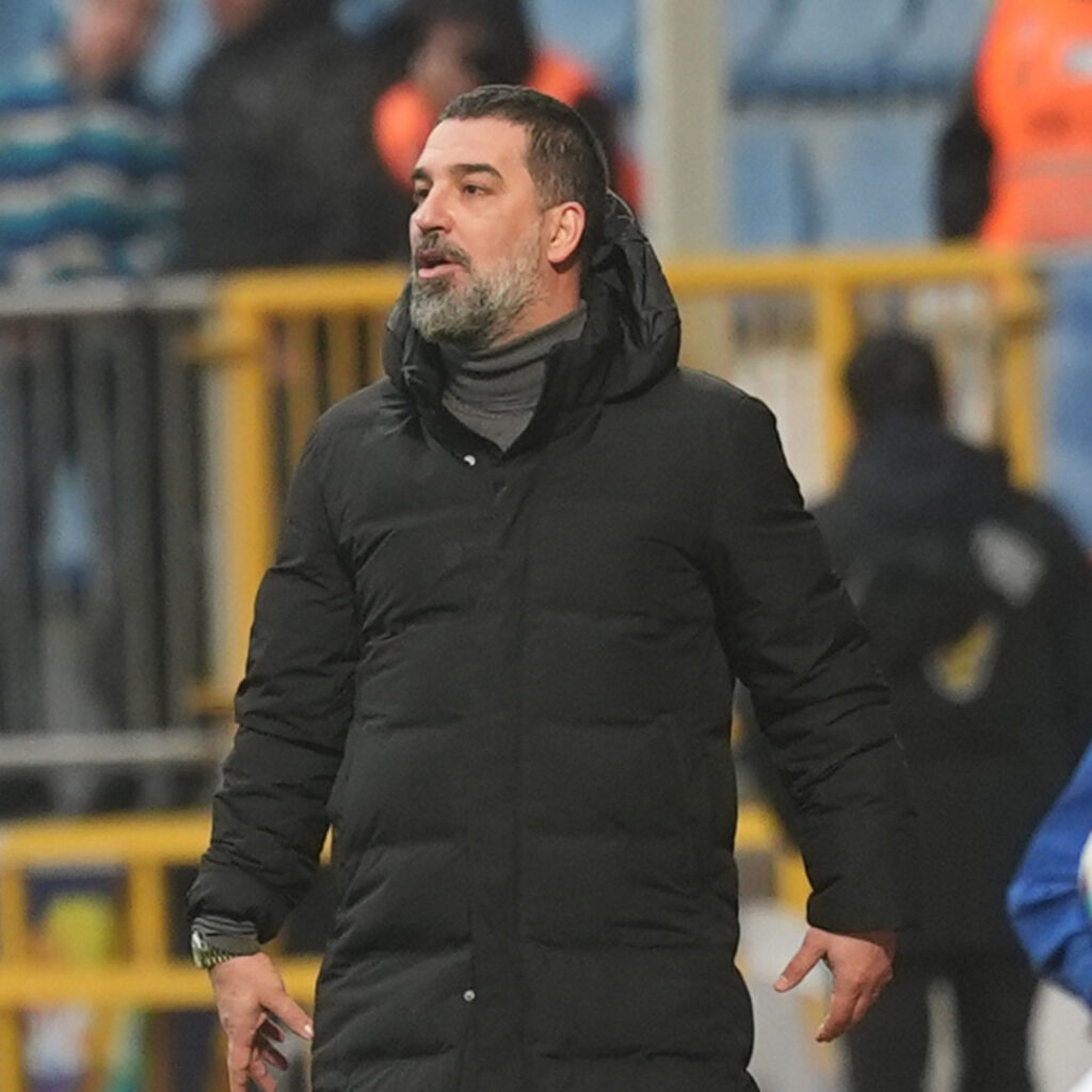 Arda Turan’dan VAR hakemine tebrik!