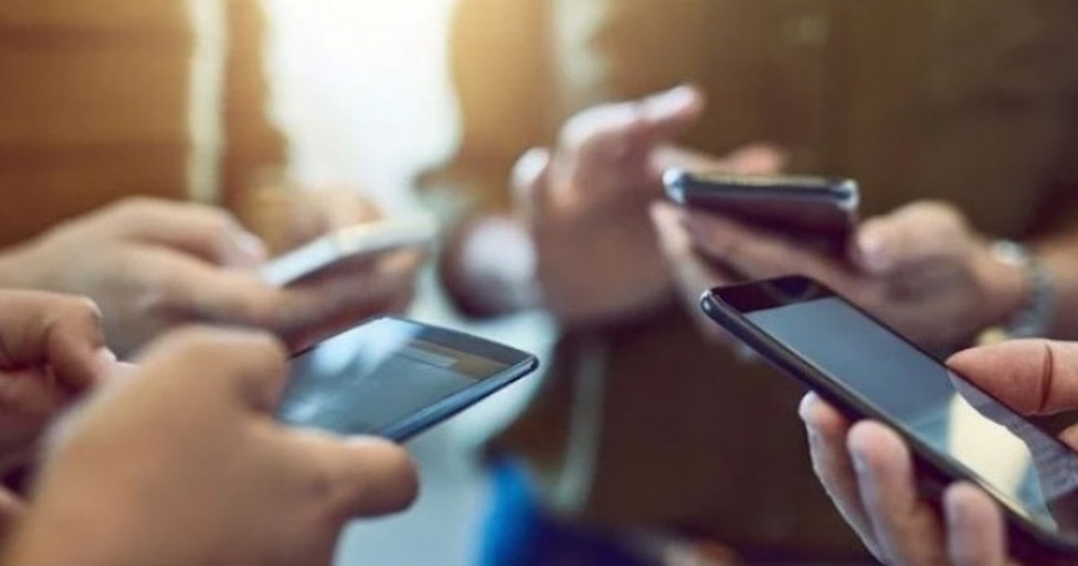 2024 yılında kapış kapış satılan telefon markası belli oldu: 1 yılda sadece yüzde 1 kayıp yaşadı