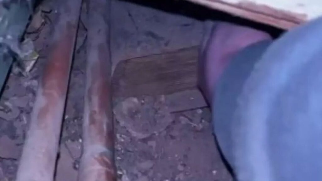 250 yıllık evde gizemli keşif yaptı: "Kendimi huzursuz hissediyorum"