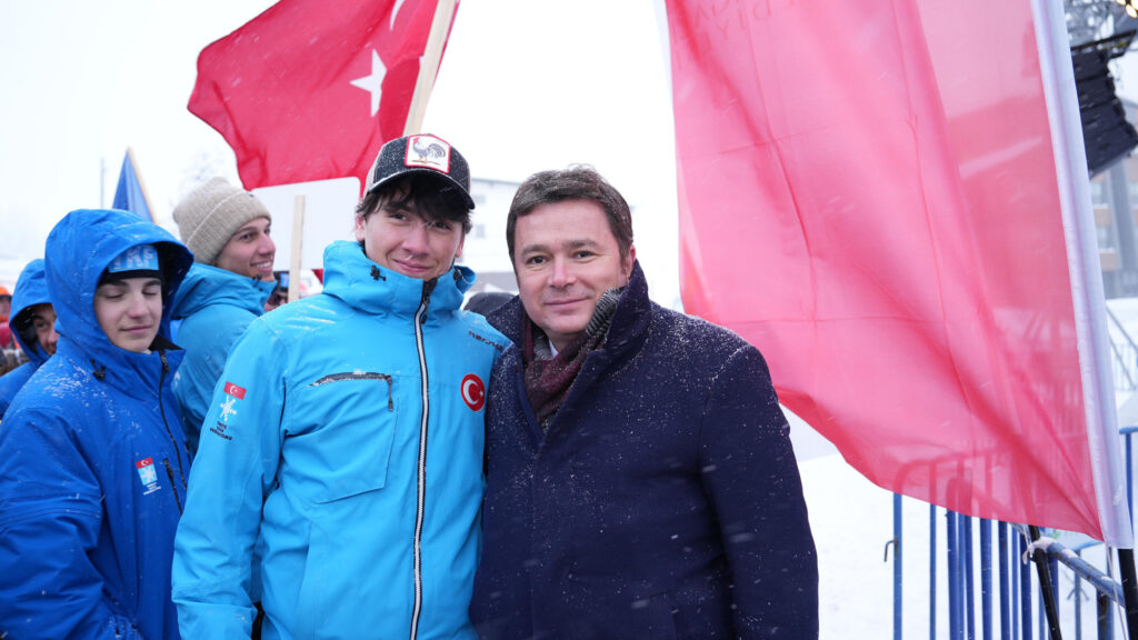 42. Uluslararası Uludağ FIS Çocuk Kupası Başladı