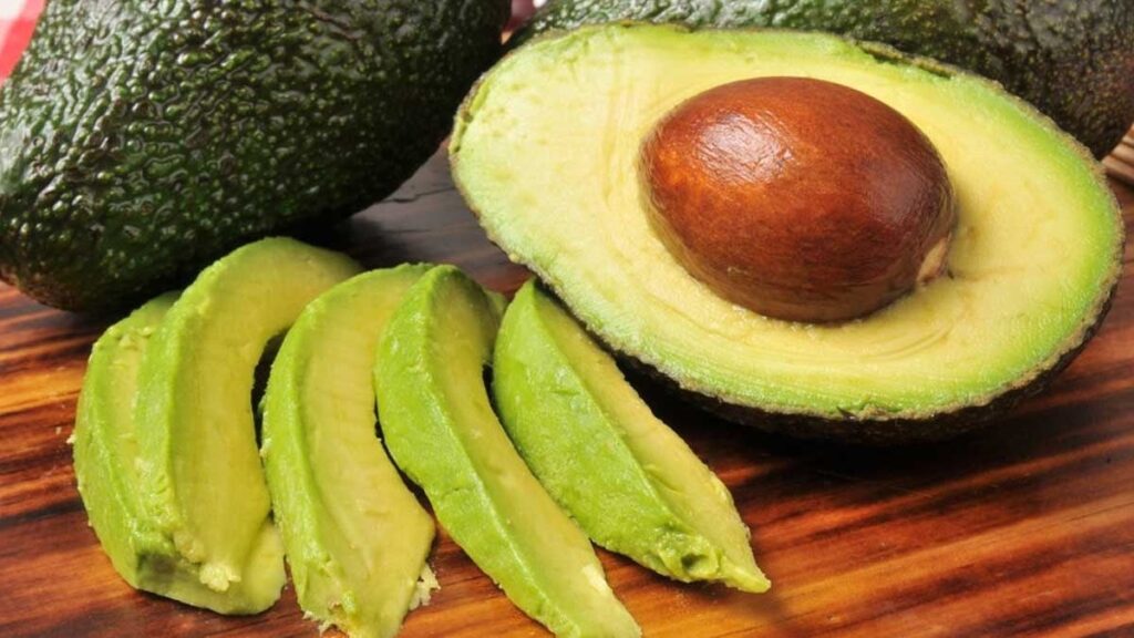Avokadonun kabukları da kendisi kadar faydalıymış: Her gün israf ettiğimiz ‘yeşil altın’