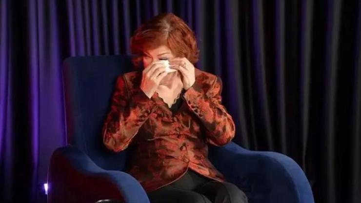 Ayşenur Yazıcı gözyaşlarıyla ilk kez anlattı! ”ÖLDÜYSEM SÖYLEYİN”